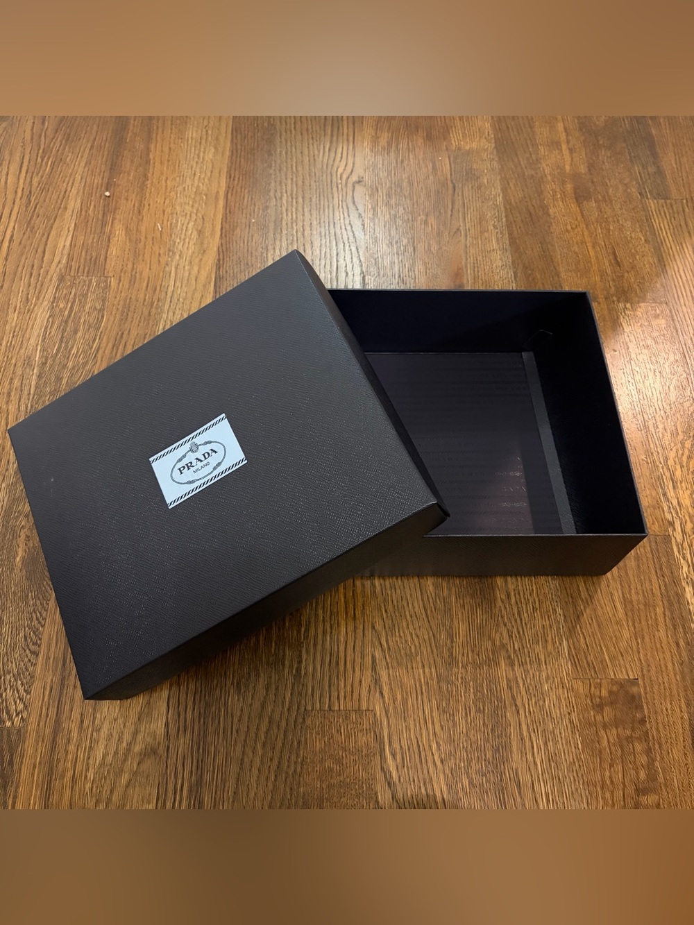 Prada Box Large - Picture 2 of 3